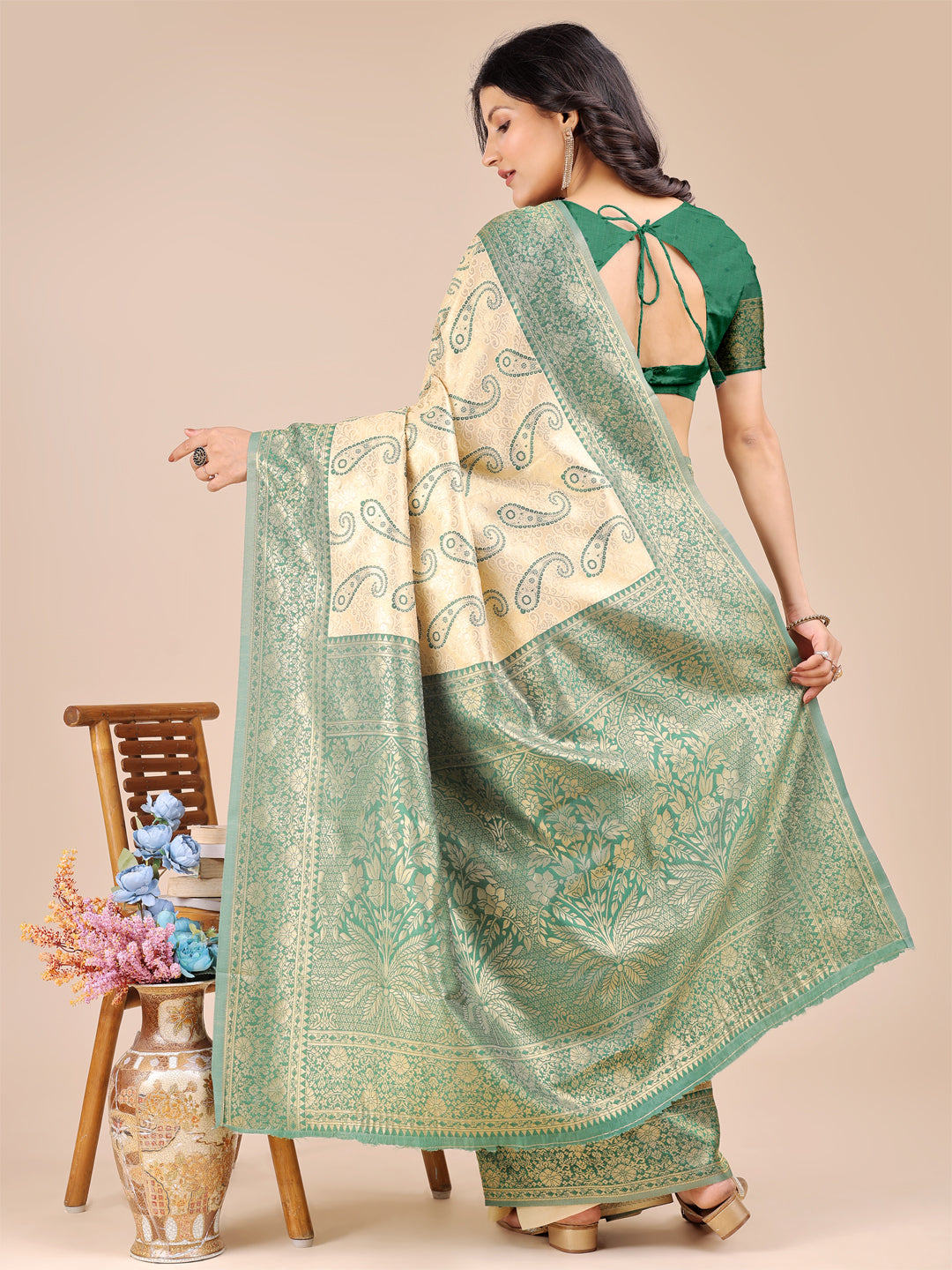 Astita Graceful Cream and Green Silk Saree – Traditional Elegance with Royal Charm