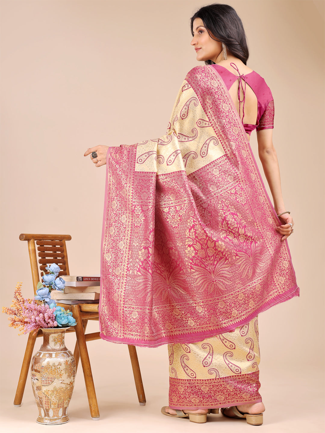 Astita Graceful Cream and Magenta Silk Saree – Traditional Elegance with Royal Charm
