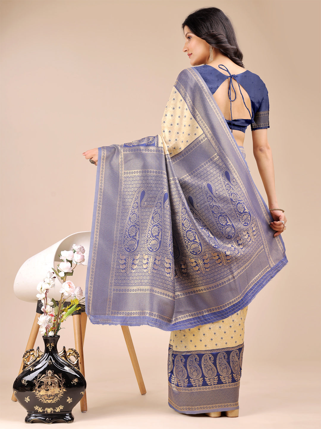 Astita Graceful Cream and Navy Blue Silk Saree – Traditional Elegance with Royal Charm