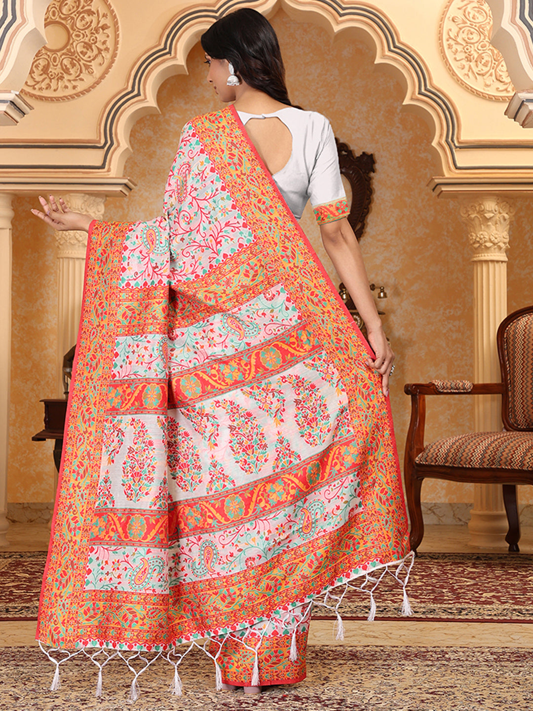 Astita Graceful Woven Linen Cotton Saree with Intricate Traditional Patterns and Tassel Detailing – Lightweight Ethnic Saree for Festive, Office & Everyday Elegant Look