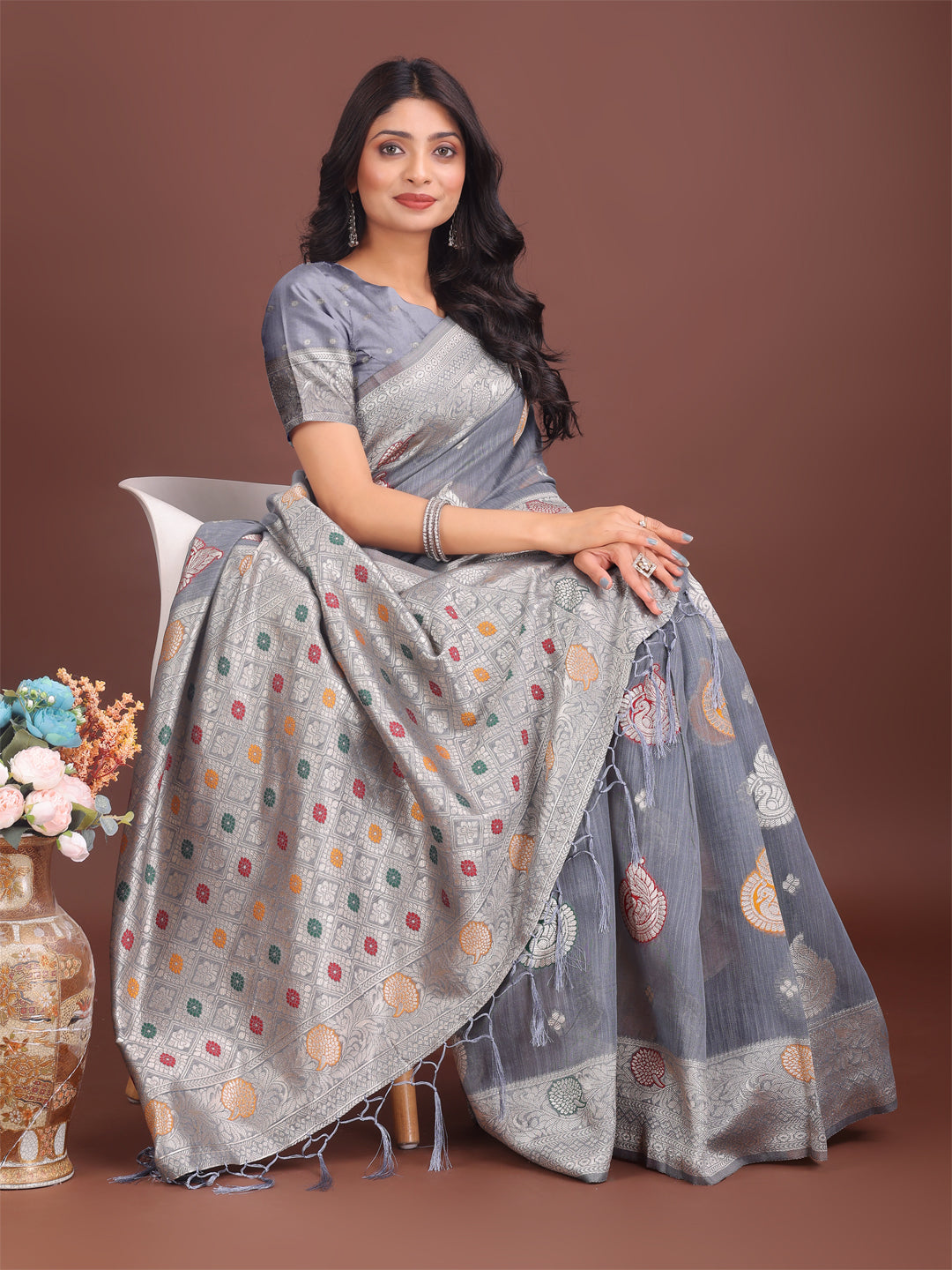 Astita Elegant Grey Linen Cotton Saree with Zari Border & Woven Motifs – Perfect for Sophisticated Everyday & Festive Looks