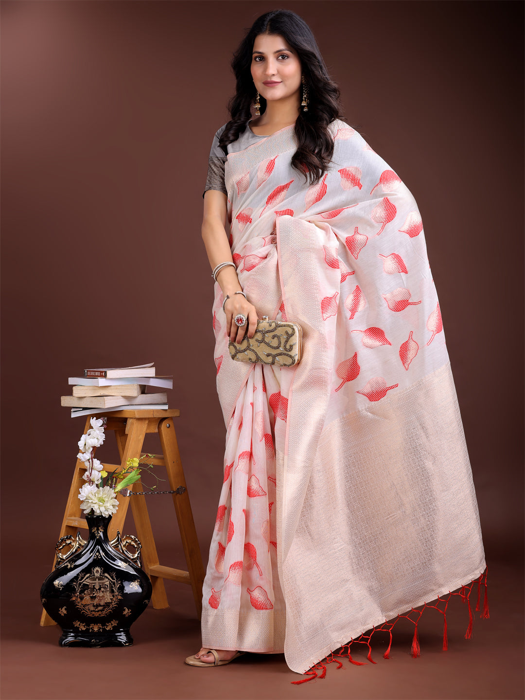 Astita Elegant White & Red Leaf Print Cotton Saree for Women with Zari Border & Tassels – Soft & Lightweight Daily Wear Saree
