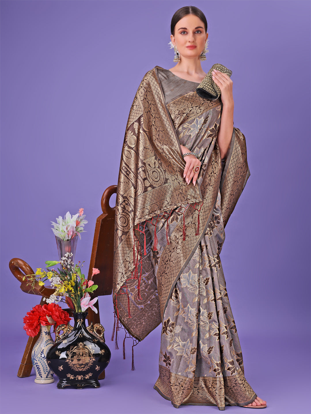 Astita Elegant Grey Floral Lichi Silk Saree with Zari Weaving and Rich Pallu – Wedding & Festive Wear Saree
