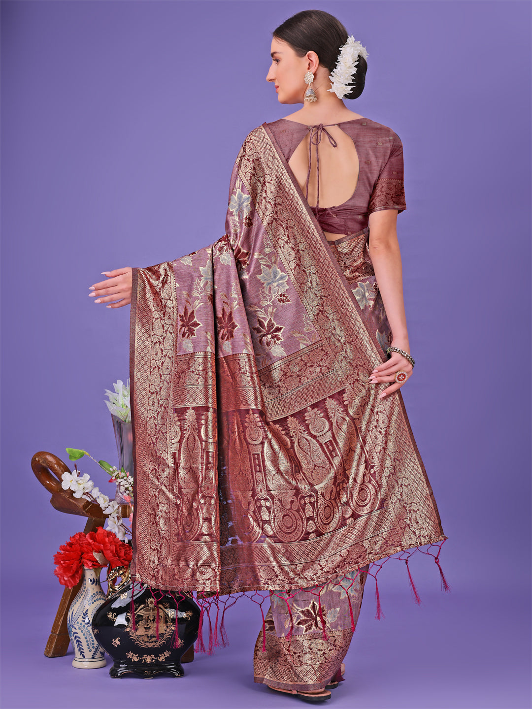 Astita Elegant Maroon Floral Lichi Silk Saree with Zari Weaving and Rich Pallu – Wedding & Festive Wear Saree