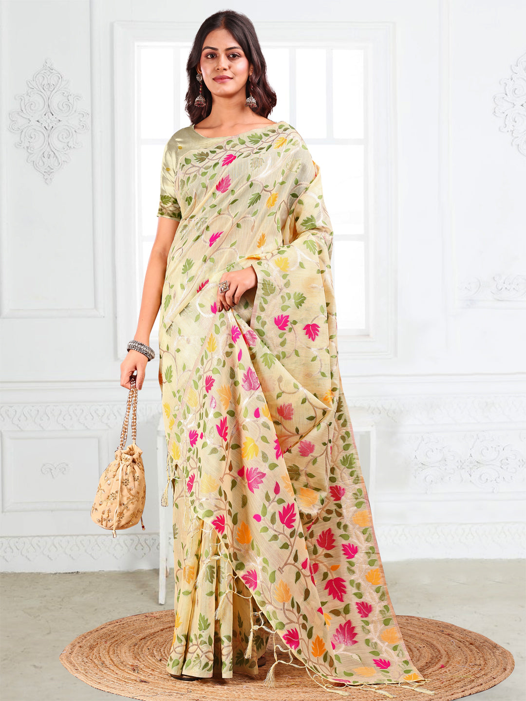 Astita Off White Floral Linen Cotton Saree with Zari Detailing & Printed Pallu β Lightweight Traditional Saree for Festive & Daily Elegance