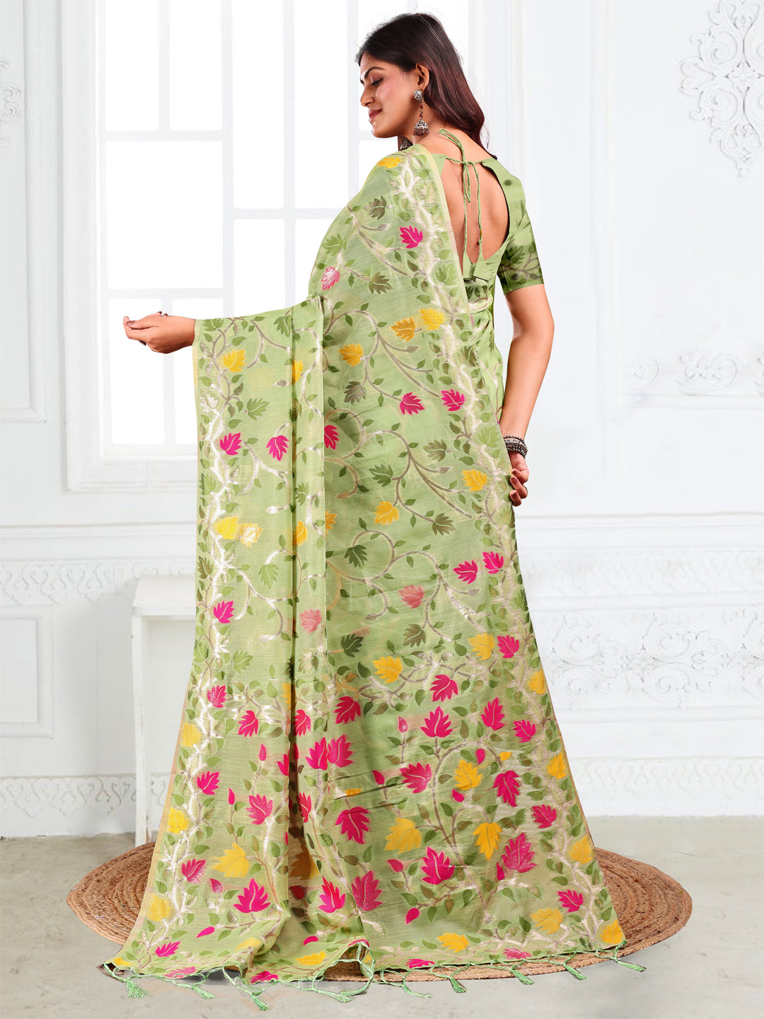 Astita Light Green Floral Linen Cotton Saree with Zari Detailing & Printed Pallu – Lightweight Traditional Saree for Festive & Daily Elegance