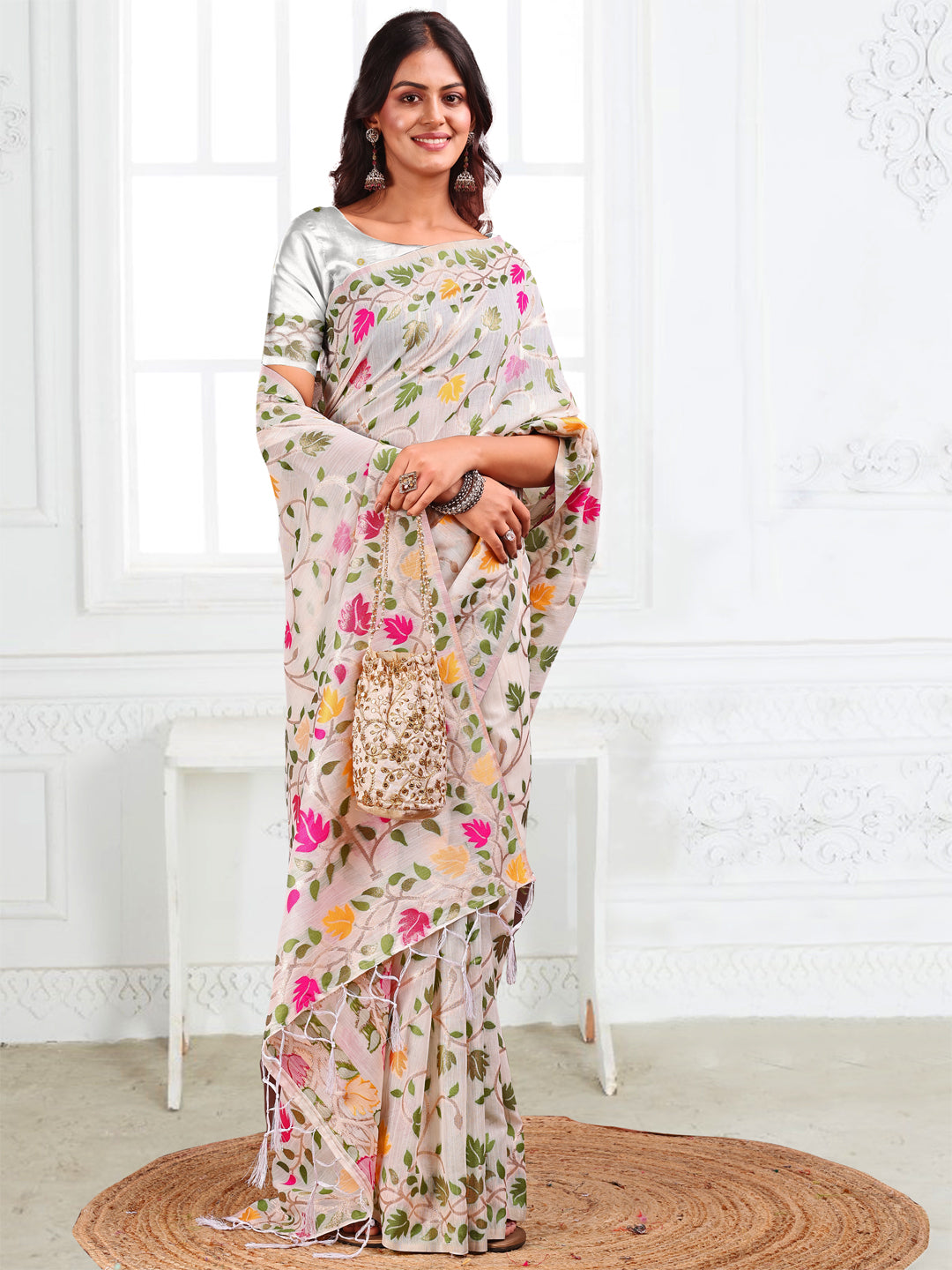 Astita White Floral Linen Cotton Saree with Zari Detailing & Printed Pallu – Lightweight Traditional Saree for Festive & Daily Elegance