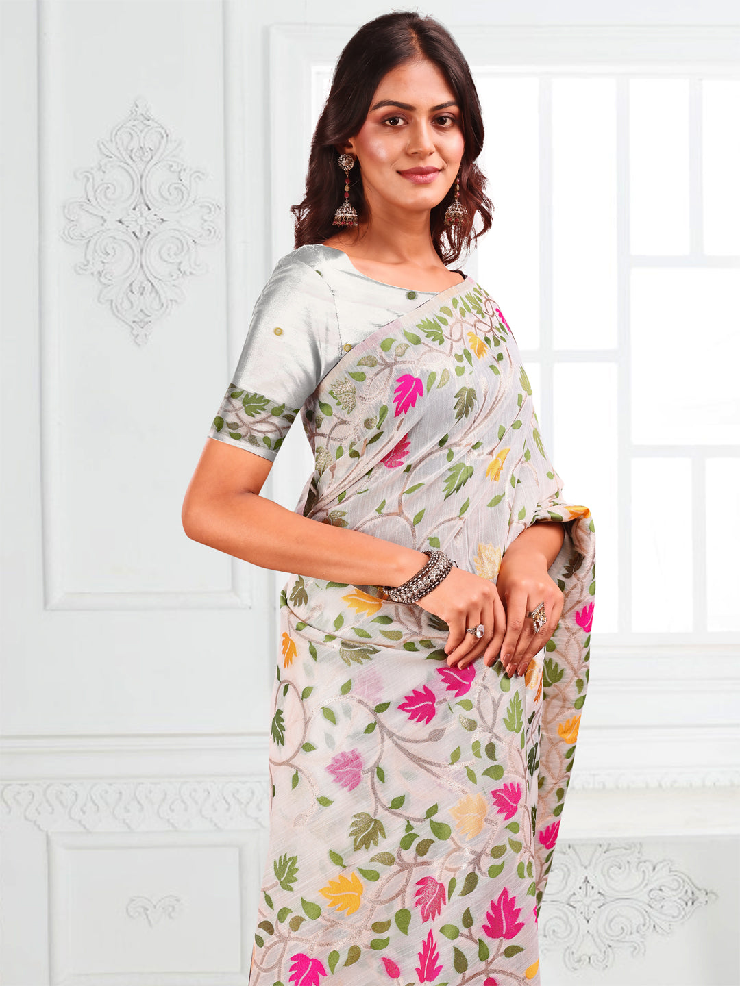 Astita White Floral Linen Cotton Saree with Zari Detailing & Printed Pallu – Lightweight Traditional Saree for Festive & Daily Elegance