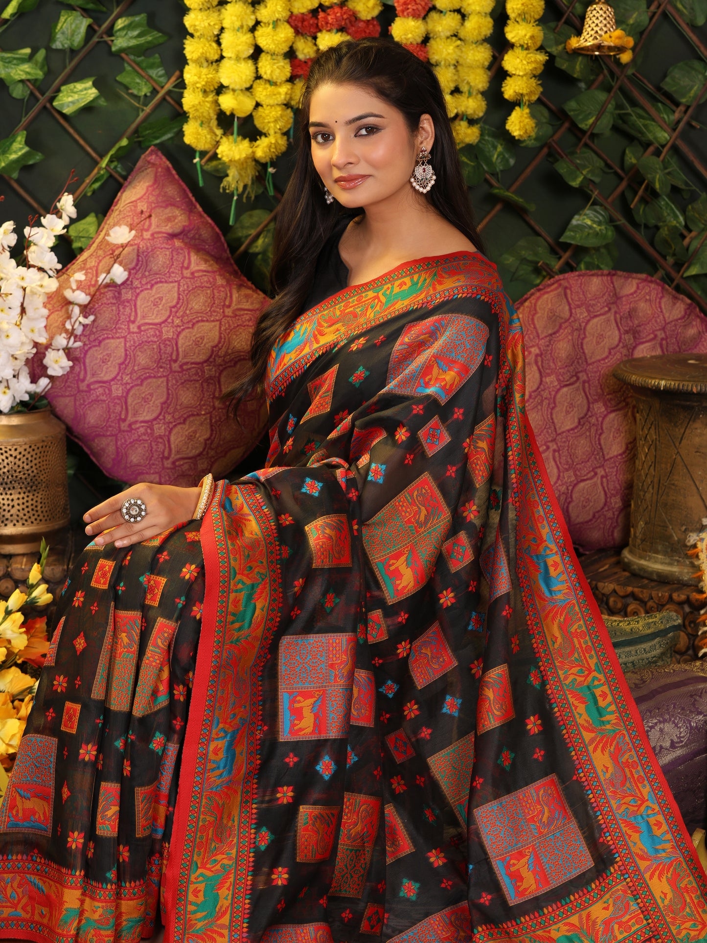 Astita Black Linen Cotton Saree with Multicolor Ethnic Print – Soft & Lightweight Saree for Festive, Daily, and Office Wear