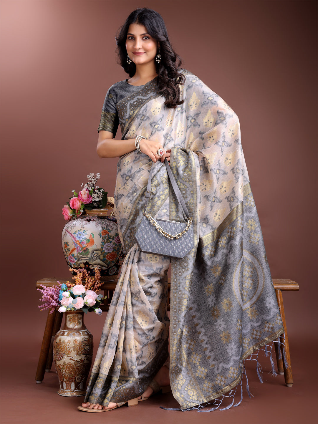 Astita Graceful Beige & Grey Linen Cotton Saree – Lightweight Elegance for Modern Women
