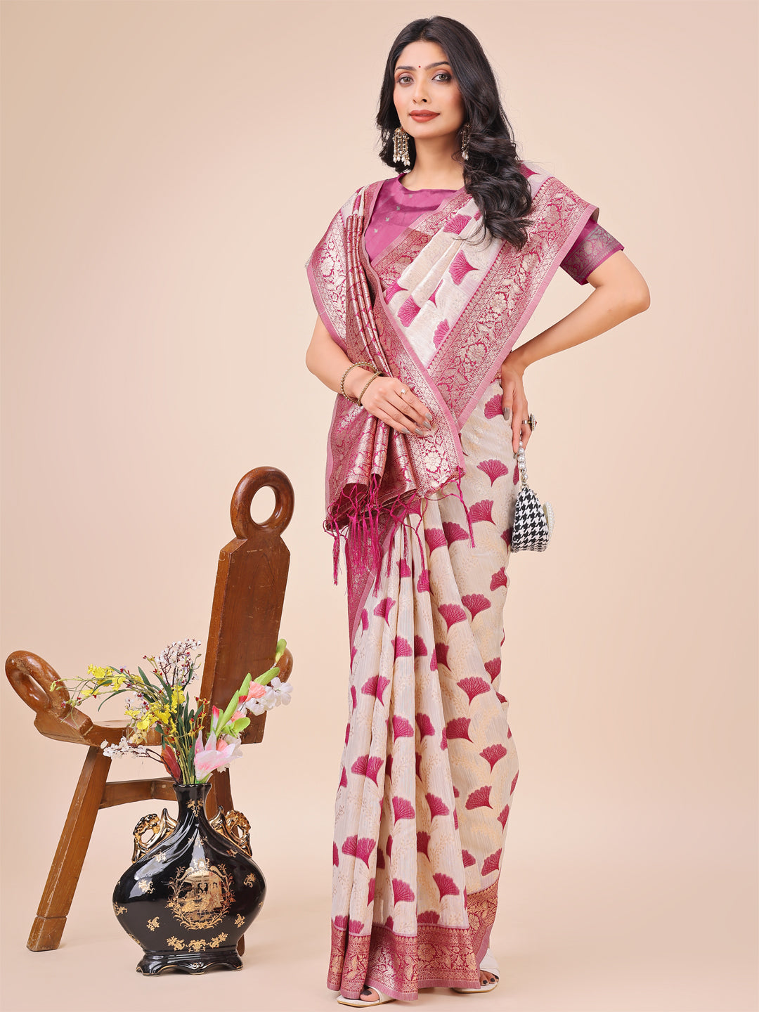 Elegant Off-White & Magenta Linen Cotton Saree with Zari Woven Border and Pallu