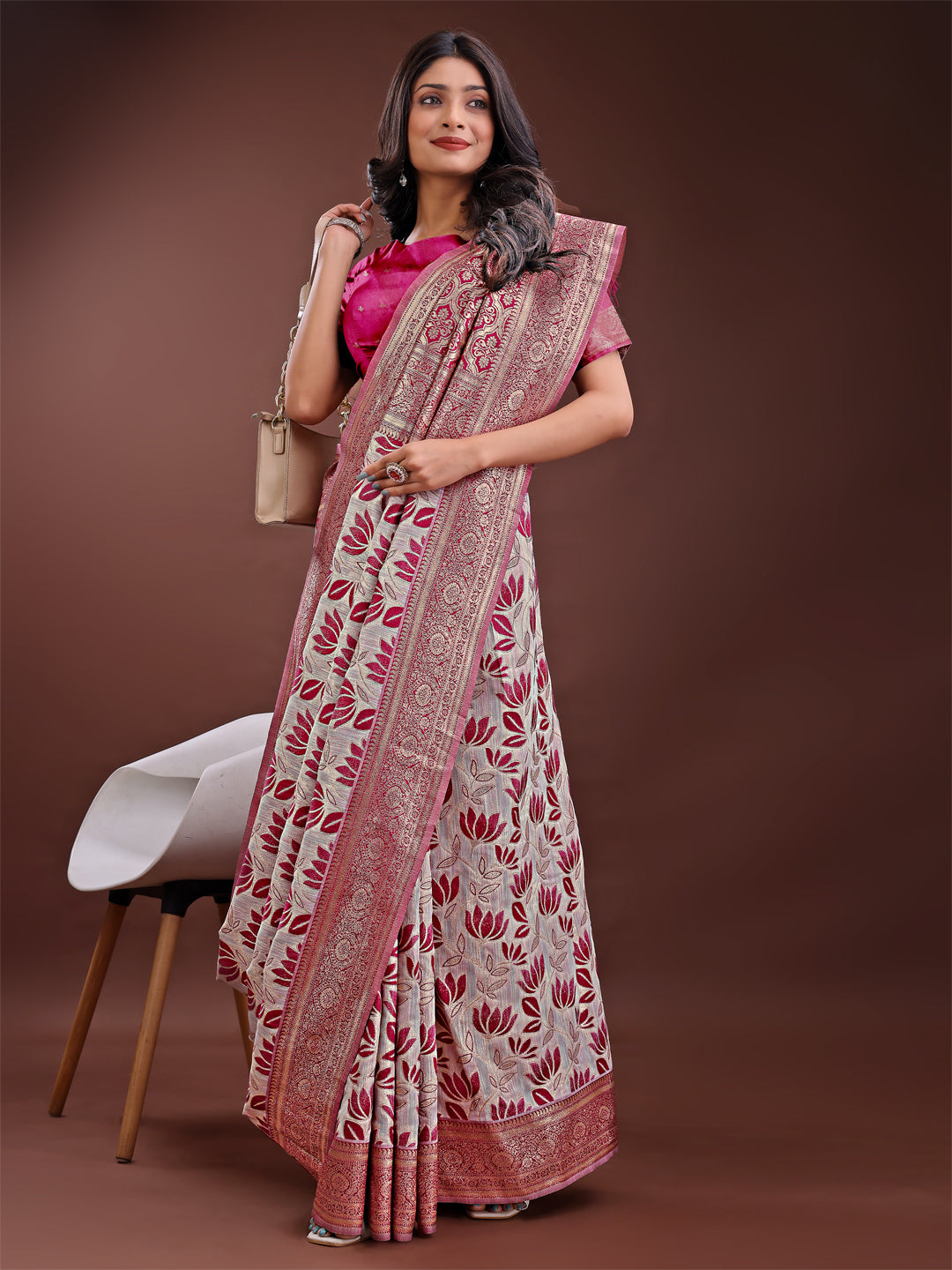 Stunning Beige & Purple Linen Saree with Floral Print and Rich Zari Pallu – Festive & Traditional Wear