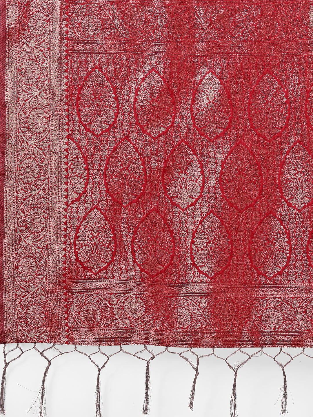 Astita Red Banarasi Silk Saree with Silver Zari Woven Pallu & Border โ Wedding & Festive Wear Elegance