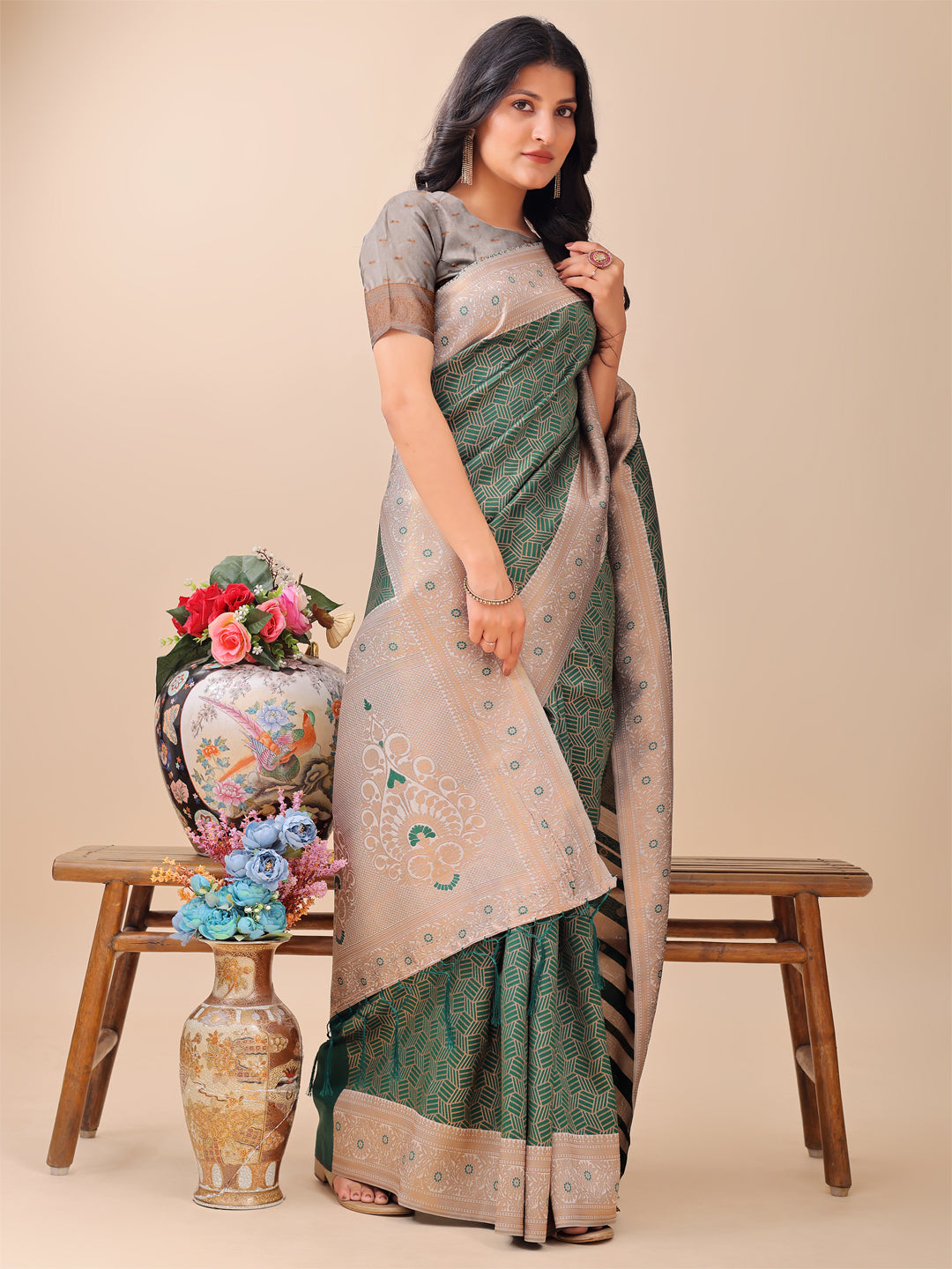 Astita Graceful Green & Beige Lichi Silk Saree with Elegant Woven Pallu – Timeless Beauty for Every Occasion