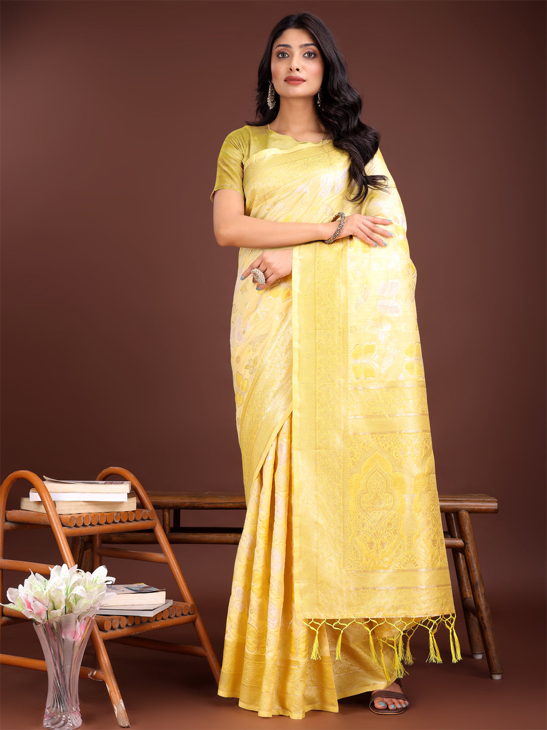 Astita Elegant Yellow Cotton Saree with Golden Zari Work – Graceful Comfort for Everyday & Festive Wear