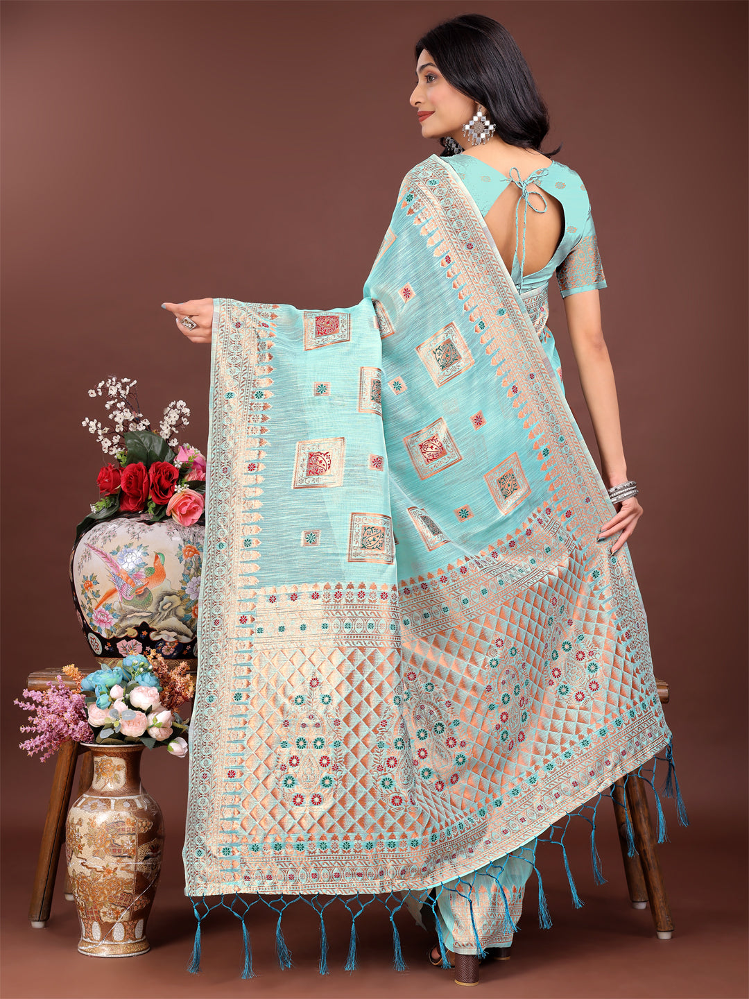 Astita Elegant Sea Green Linen Saree with Intricate Woven Patterns – Lightweight Grace for Everyday and Festive Moments