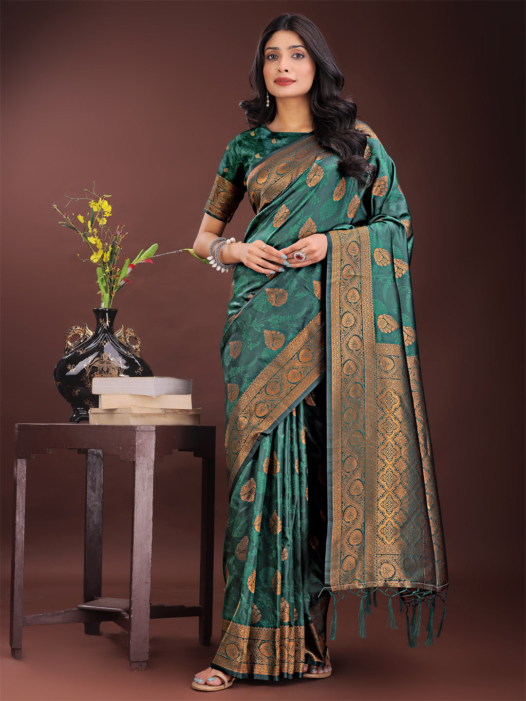 Astita Majestic Dark Green Banarasi Silk Saree with Golden Zari – Timeless Indian Ethnic Elegance for Weddings & Festive Occasions