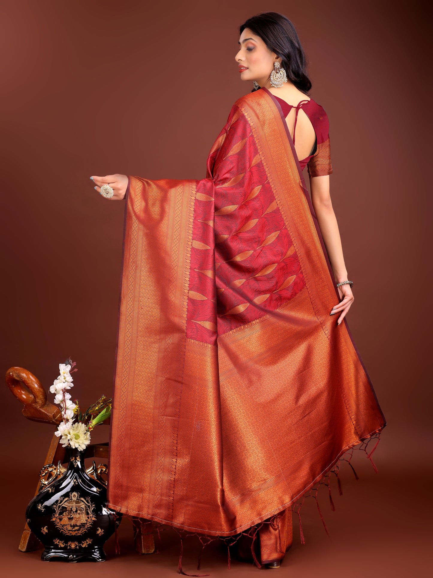 Astita Maroon Linen Cotton Saree with Golden Zari Leaf Woven Design & Rich Pallu β Festive Wear | Office Look | Soft Drape