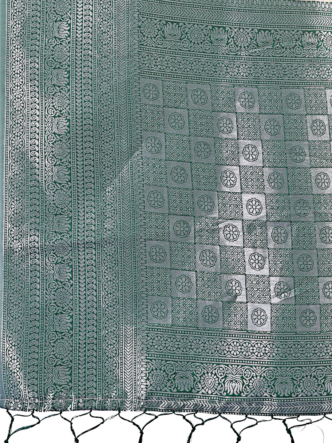 Astita Vibrant Cream & Green Lichi Silk Saree with Rich Woven Border and Contrast Blouse – Festive & Wedding Wear