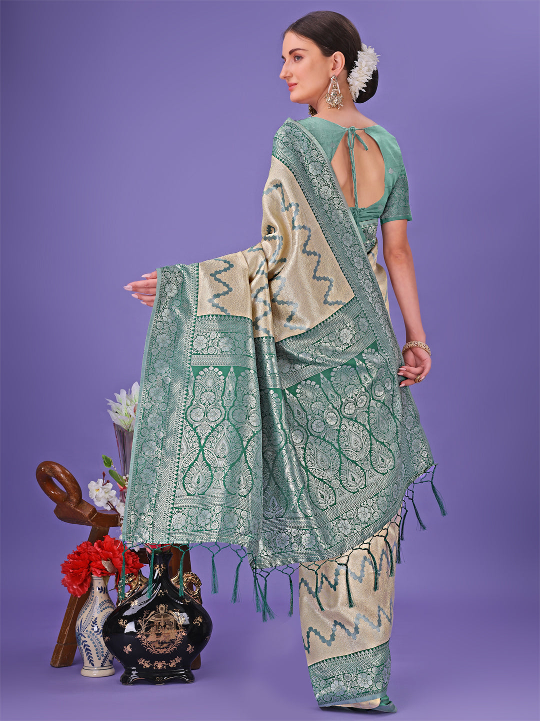 Astita Cream & Green Lichi Silk Saree with Rich Woven Border and Zigzag Pattern – Wedding & Festive Wear