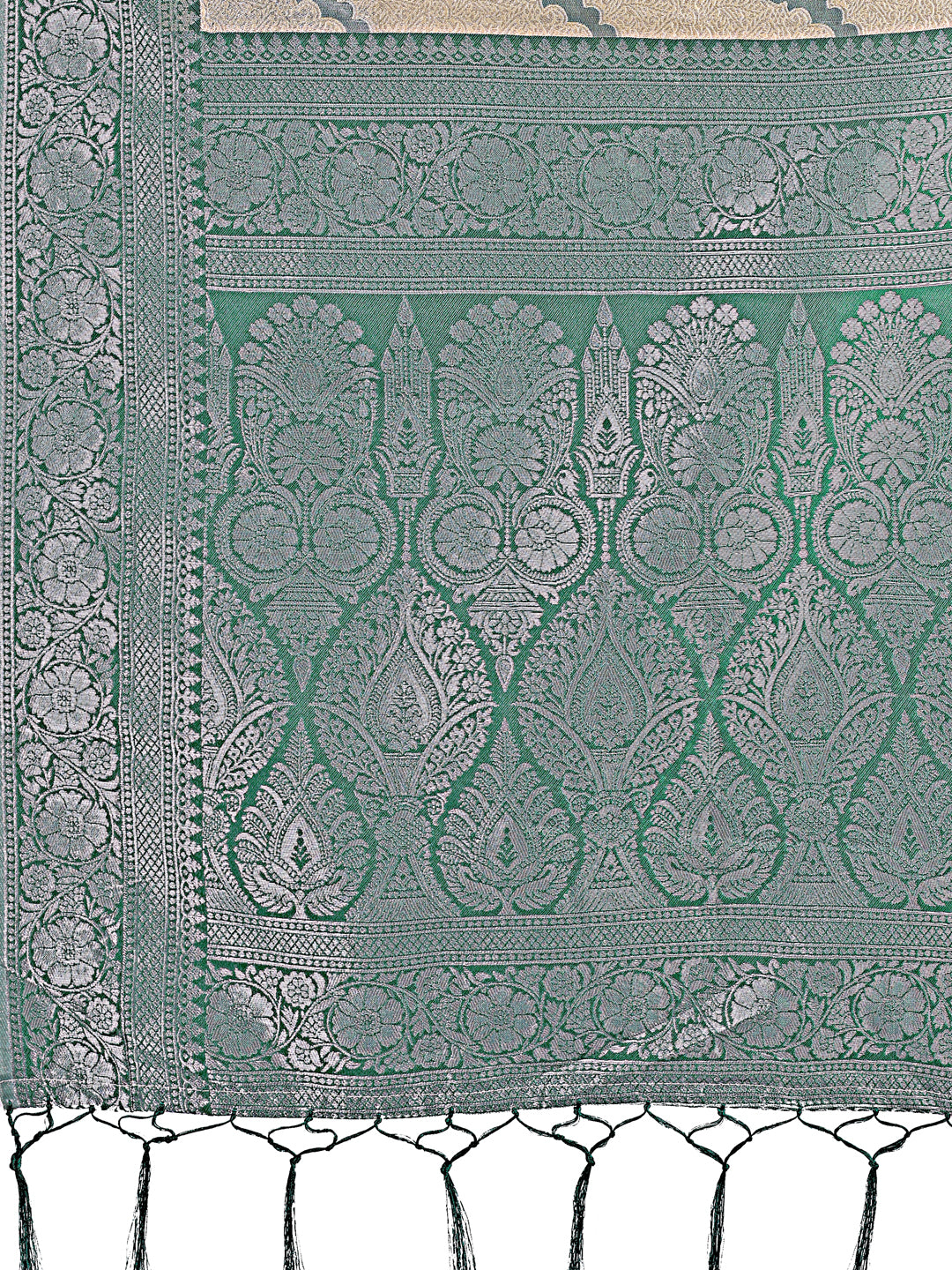 Astita Cream & Green Lichi Silk Saree with Rich Woven Border and Zigzag Pattern – Wedding & Festive Wear