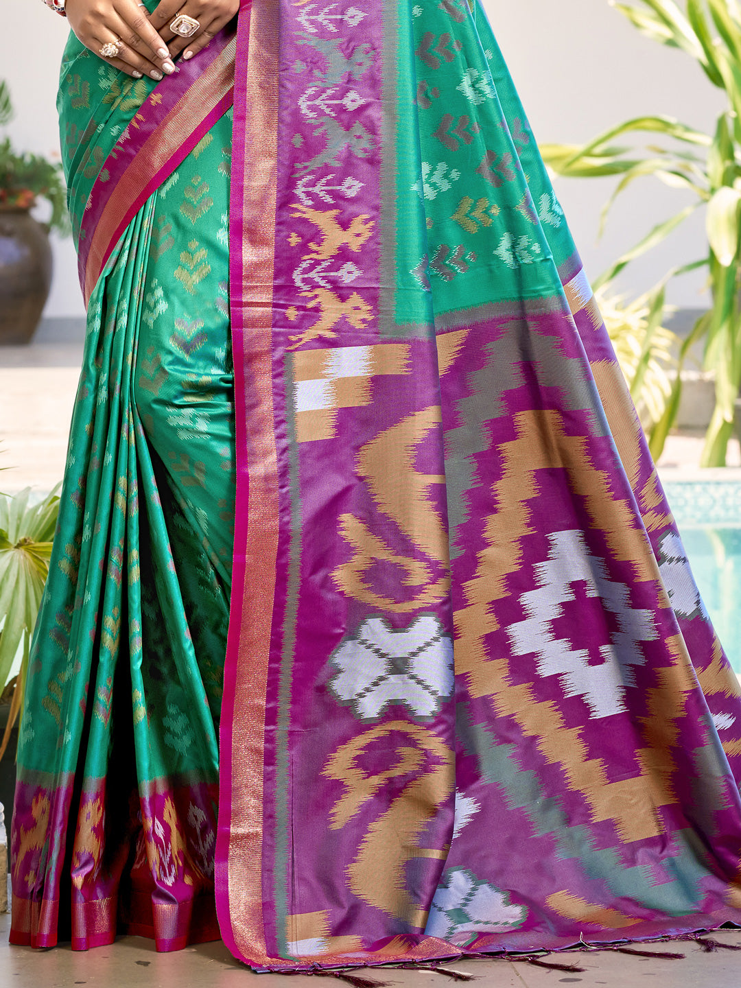 Astita Rama Green & Purple Pochampalli Soft Silk Saree with Traditional Ikat Pallu Sari