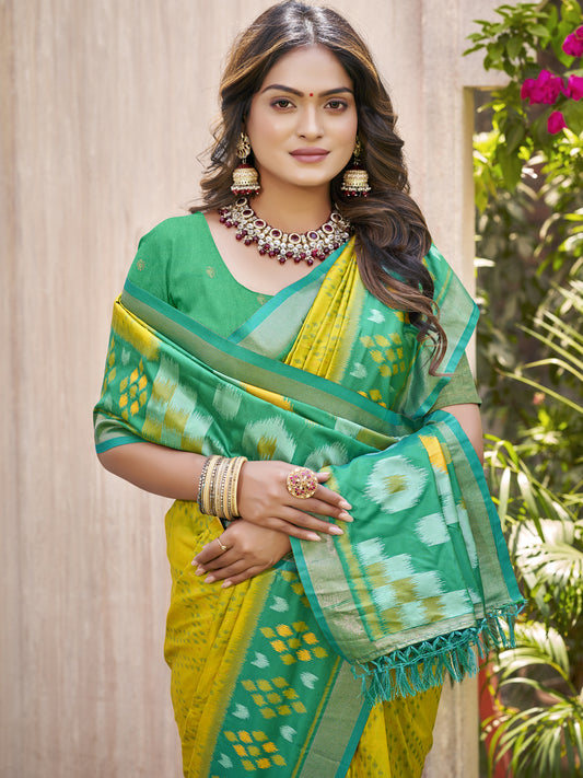 Astita Mustard Yellow & Green Pochampalli Soft Silk Saree with Traditional Ikat Woven Pallu – Perfect for Festive Celebrations & Wedding Occasions
