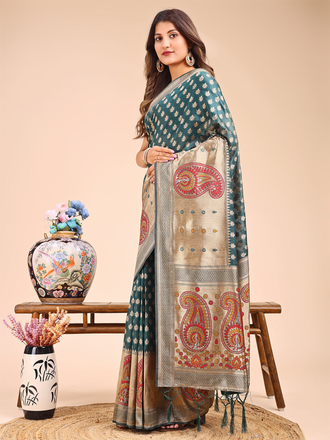 Astita Grace in Every Thread β Sea Green & Beige Linen Cotton Saree with Royal Paisley Charm