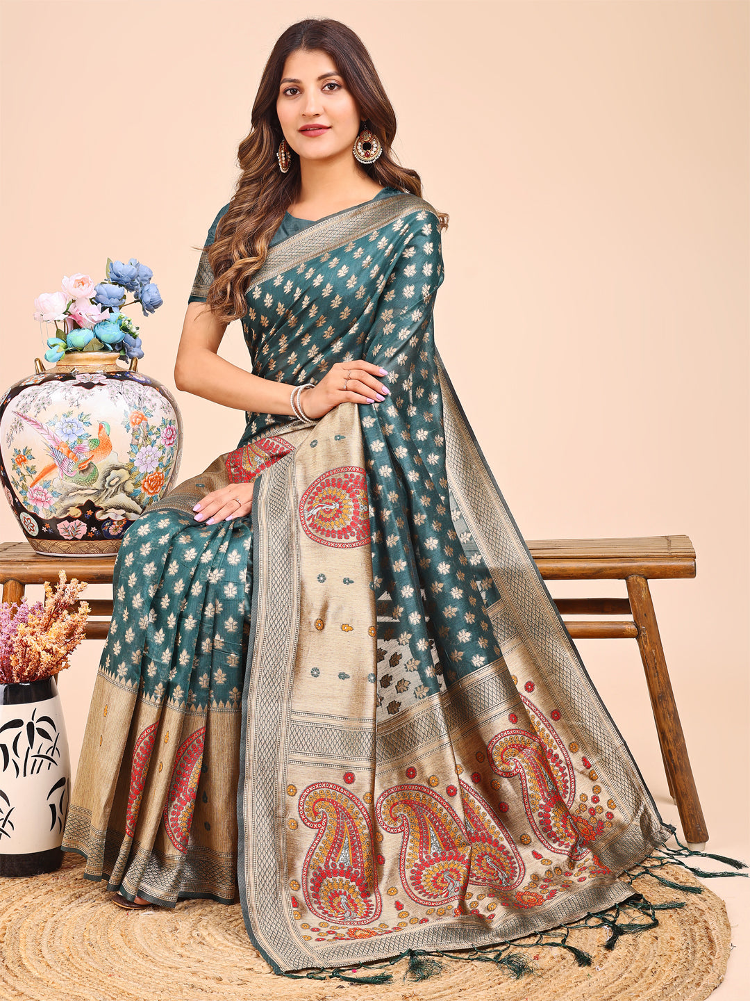 Astita Grace in Every Thread β Sea Green & Beige Linen Cotton Saree with Royal Paisley Charm