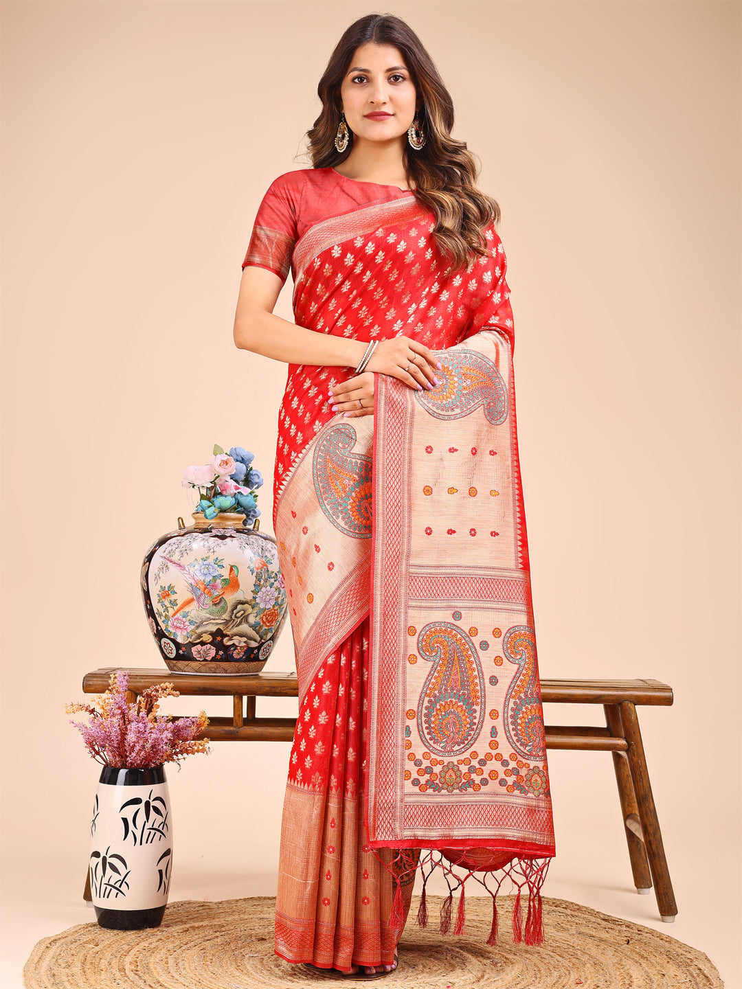 Astita Grace in Every Thread β Red & Beige Linen Cotton Saree with Royal Paisley Charm