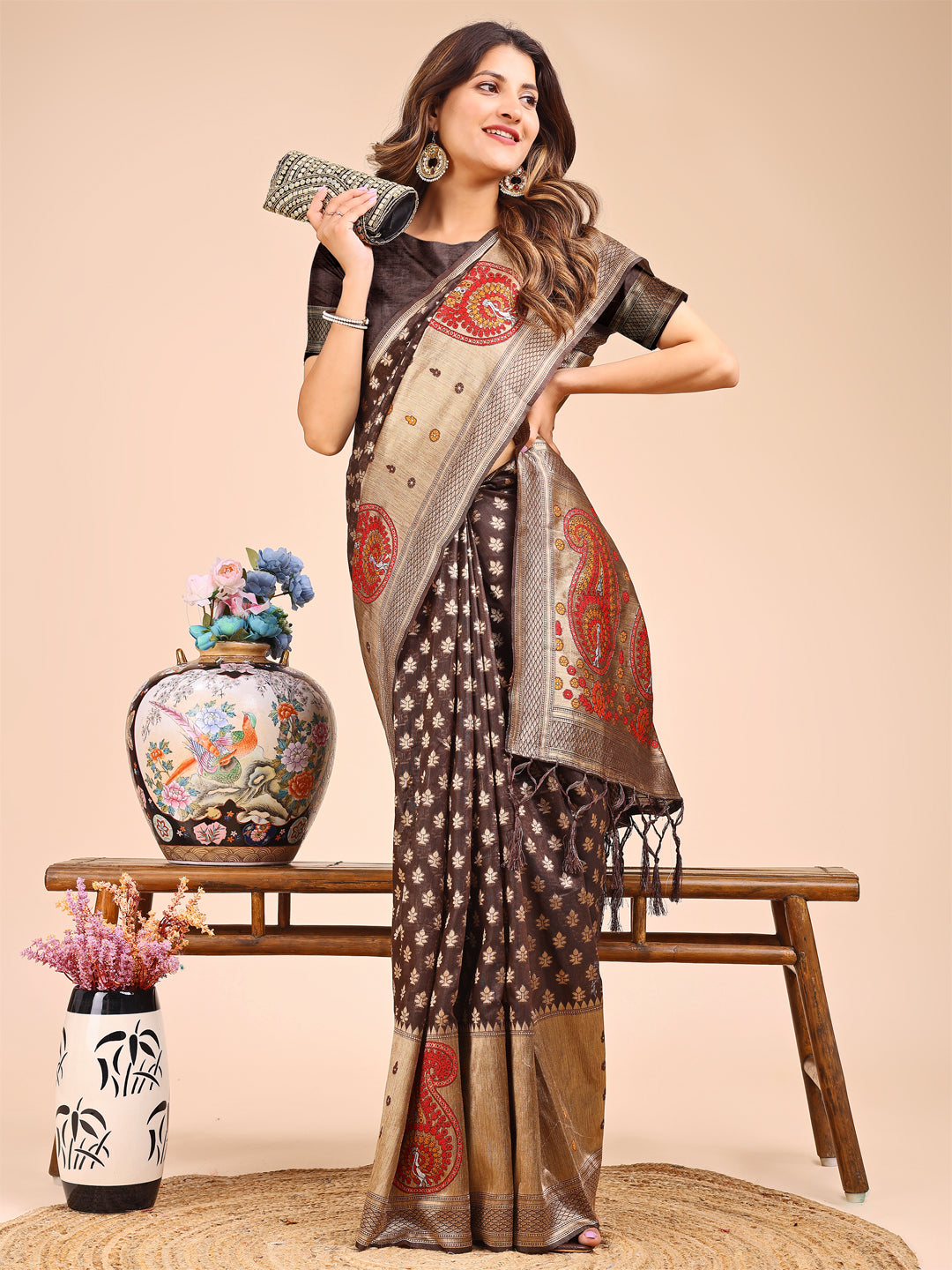 Astita Grace in Every Thread β Brown & Beige Linen Cotton Saree with Royal Paisley Charm
