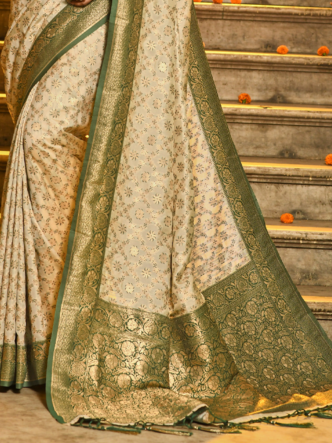 Astita Ivory and Green Banarasi Silk Saree with Golden Zari – Regal Elegance for Timeless Celebrations