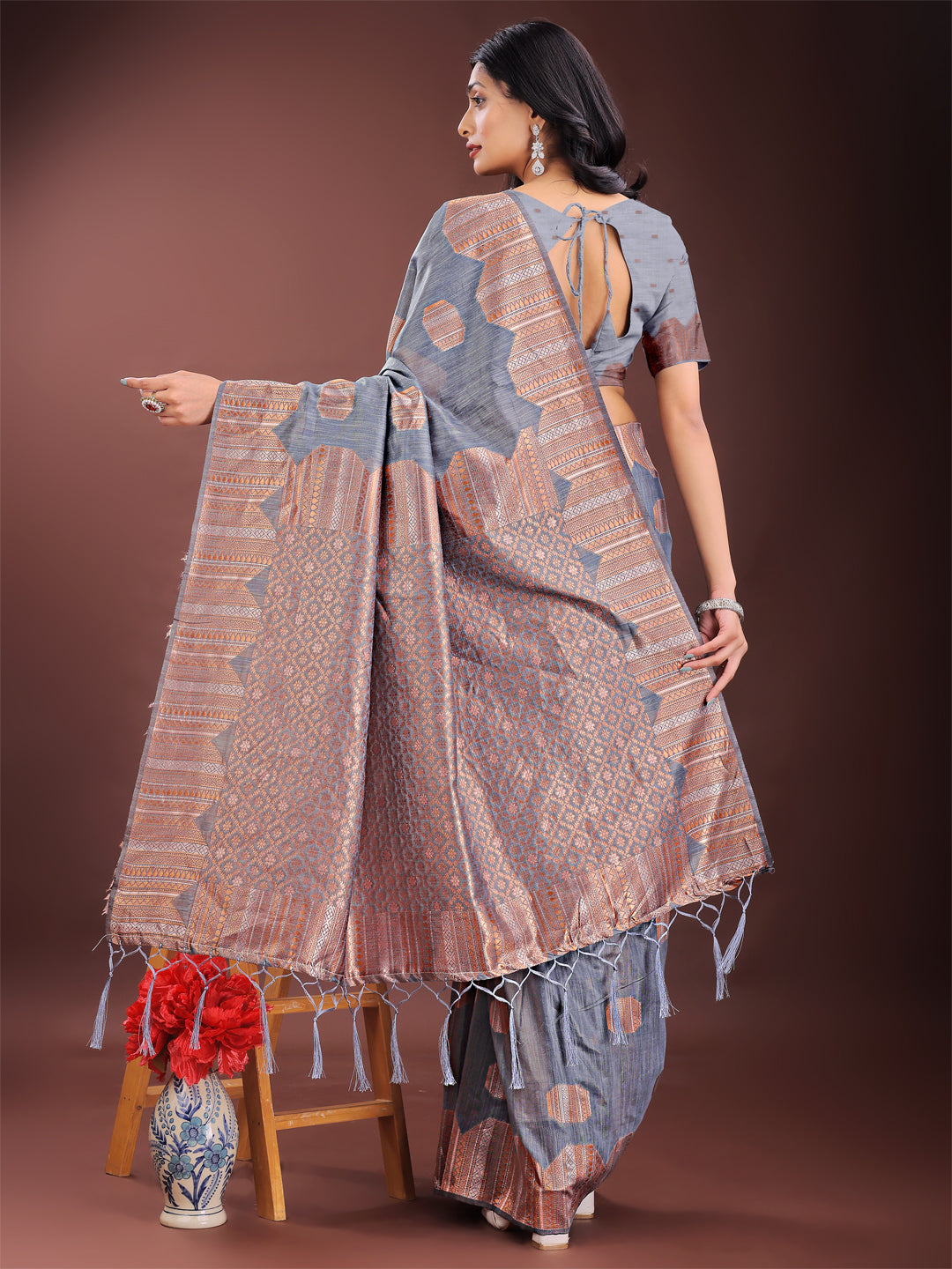 Astita Grey Linen Cotton Saree with Woven Geometric Zari Motifs β Elegant Festive Wear for Women