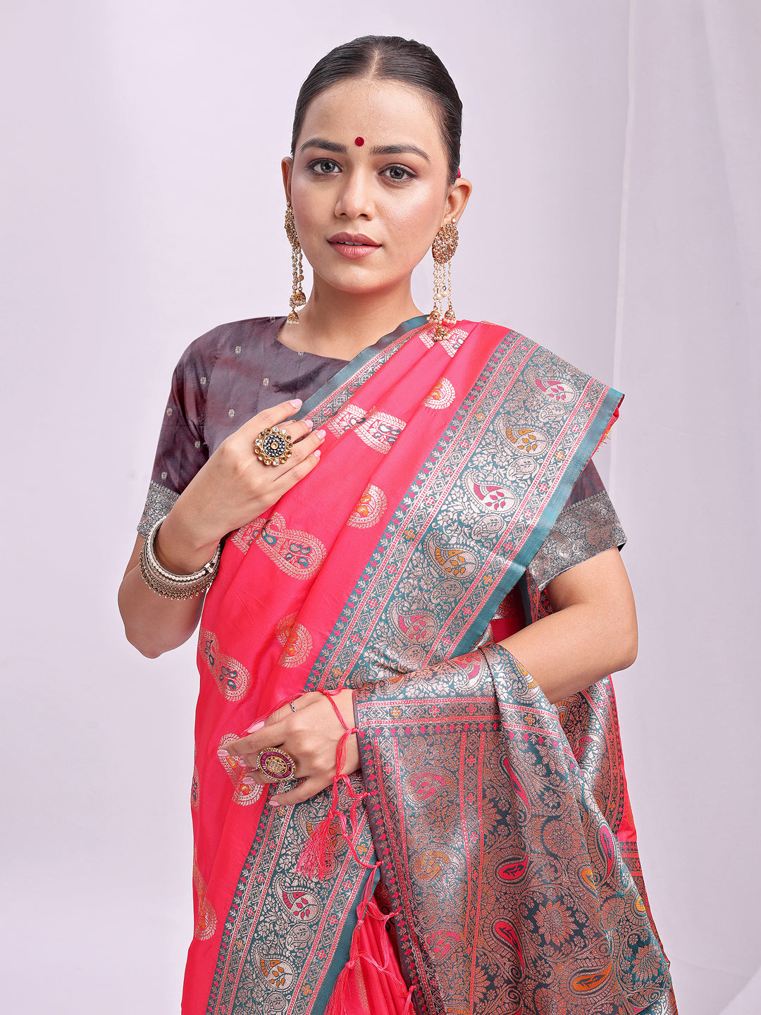 Astita Rose Pink Banarasi Silk Saree with Silver Zari Border & Paisley Design β Festive Wedding Wear | Elegant Traditional Pallu | Soft Silk Finish for Women | Cultural Ethnic Saree