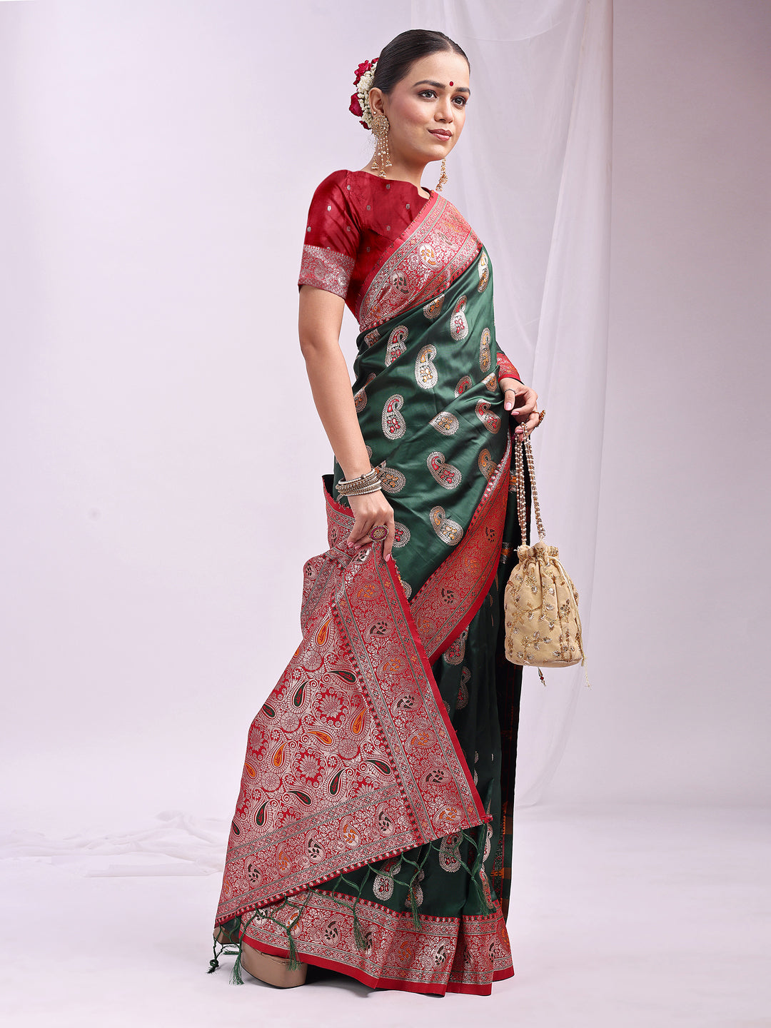 Astita Dark Green Banarasi Silk Saree with Silver Zari Border & Paisley Design β Festive Wedding Wear | Elegant Traditional Pallu | Soft Silk Finish for Women | Cultural Ethnic Saree