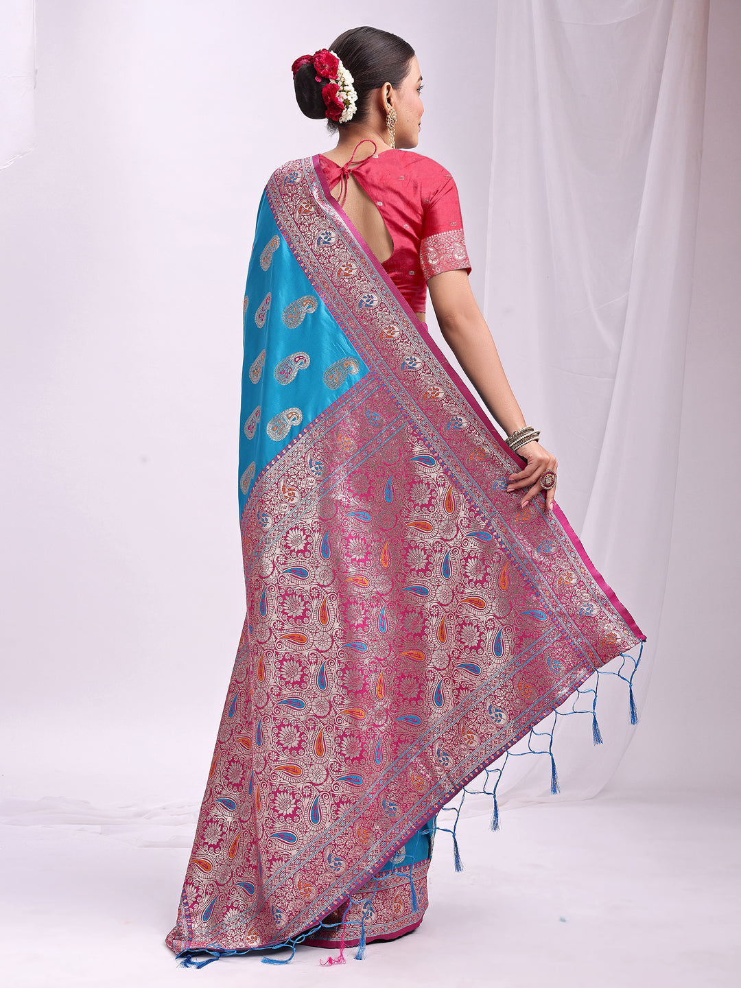 Astita Sky Blue Banarasi Silk Saree with Silver Zari Border & Paisley Design β Festive Wedding Wear | Elegant Traditional Pallu | Soft Silk Finish for Women | Cultural Ethnic Saree