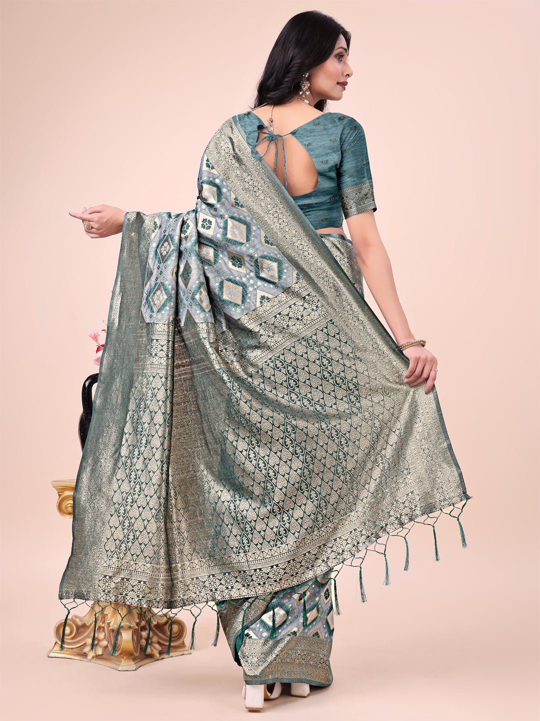 Graceful Green Lichi Silk Saree with Contrast Blue Woven Border & Floral Zari Design β Wedding & Festive Wear