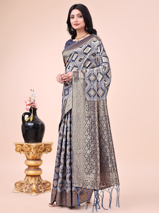 Graceful Navy Blue Lichi Silk Saree with Contrast Blue Woven Border & Floral Zari Design – Wedding & Festive Wear