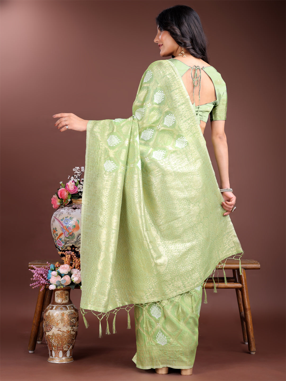 Astita Elegant Light Green Cotton Saree for Women – Soft Lightweight Saree with Zari Woven Butta & Tassel Border