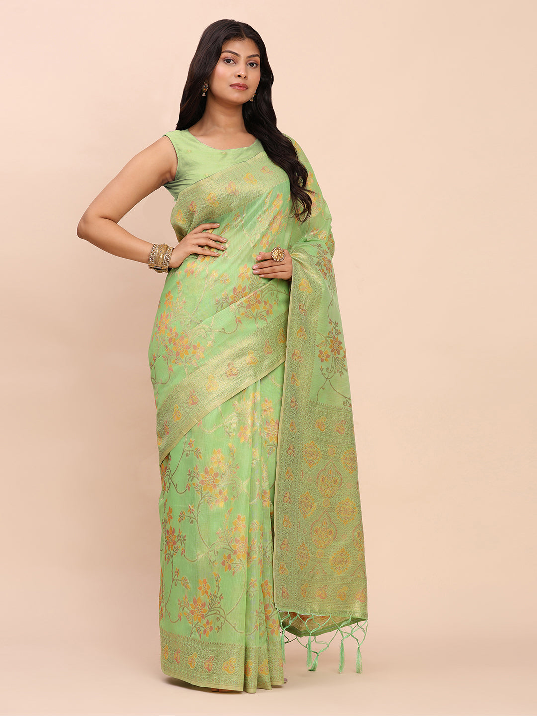 Astita Elegant Off Green Linen Cotton Saree with Floral Weave & Soft Gold Pallu – Graceful Choice for Casual, Office & Festive Looks