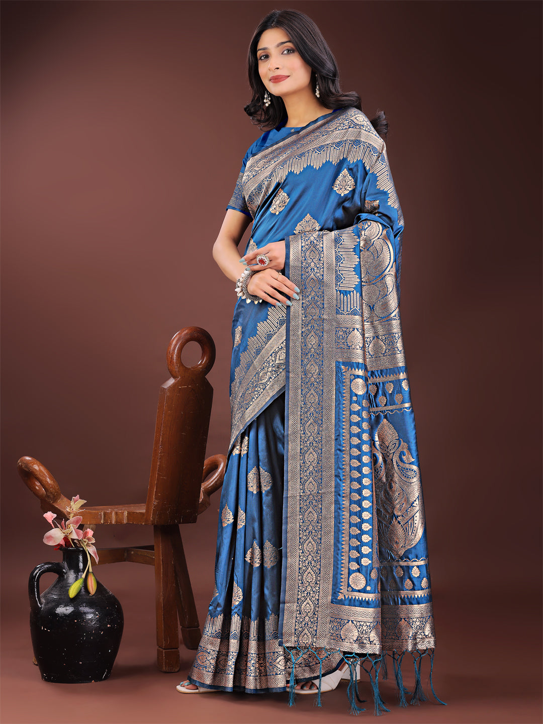 Astita Graceful Royal Blue Banarasi Silk Saree with Silver Zari – Perfect Ethnic Wear for Weddings & Festive Moments