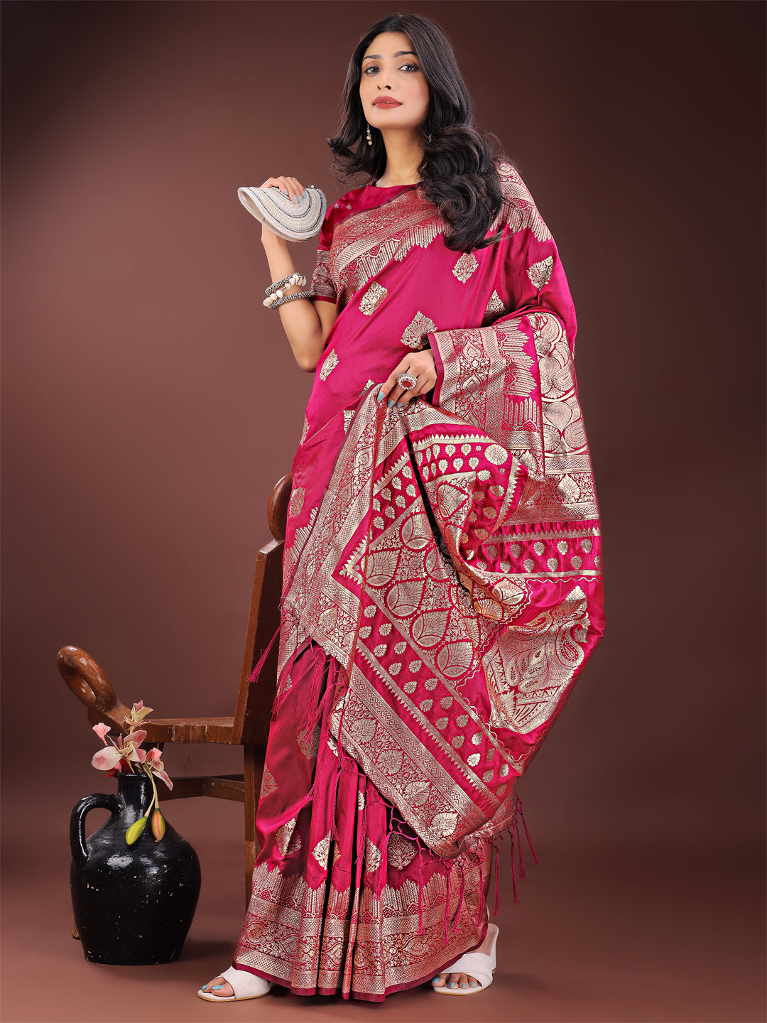 Astita Graceful Magenta Banarasi Silk Saree with Silver Zari – Perfect Ethnic Wear for Weddings & Festive Moments