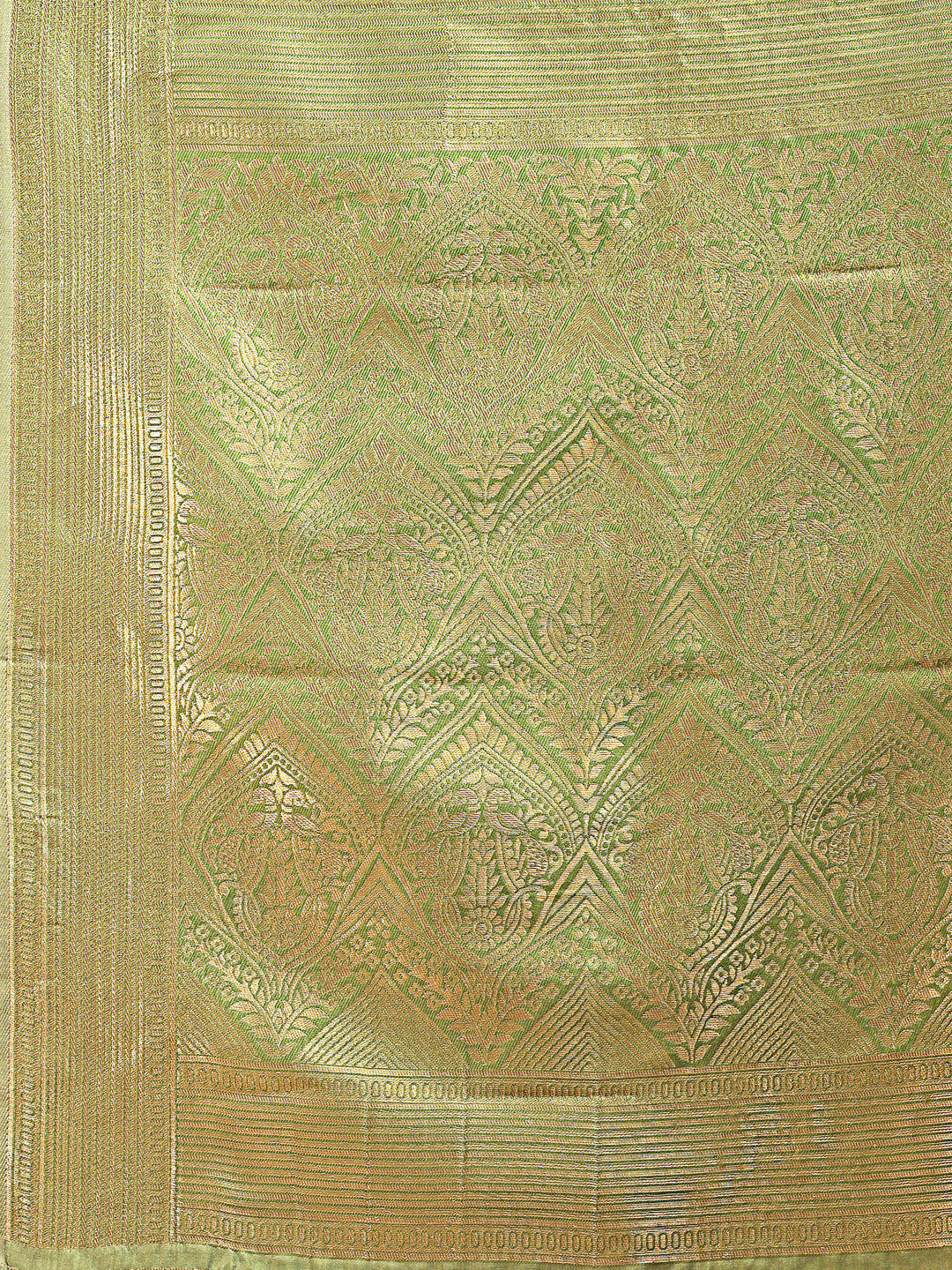 Astita Elegant Light Green and Gold Silk Saree – Graceful Artistry with Contemporary Charm