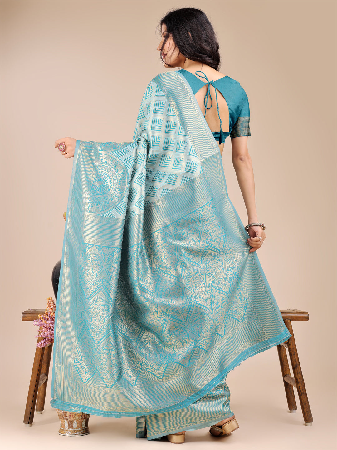 Astita Elegant Sea Green and Blue Silk Saree – Graceful Artistry with Contemporary Charm