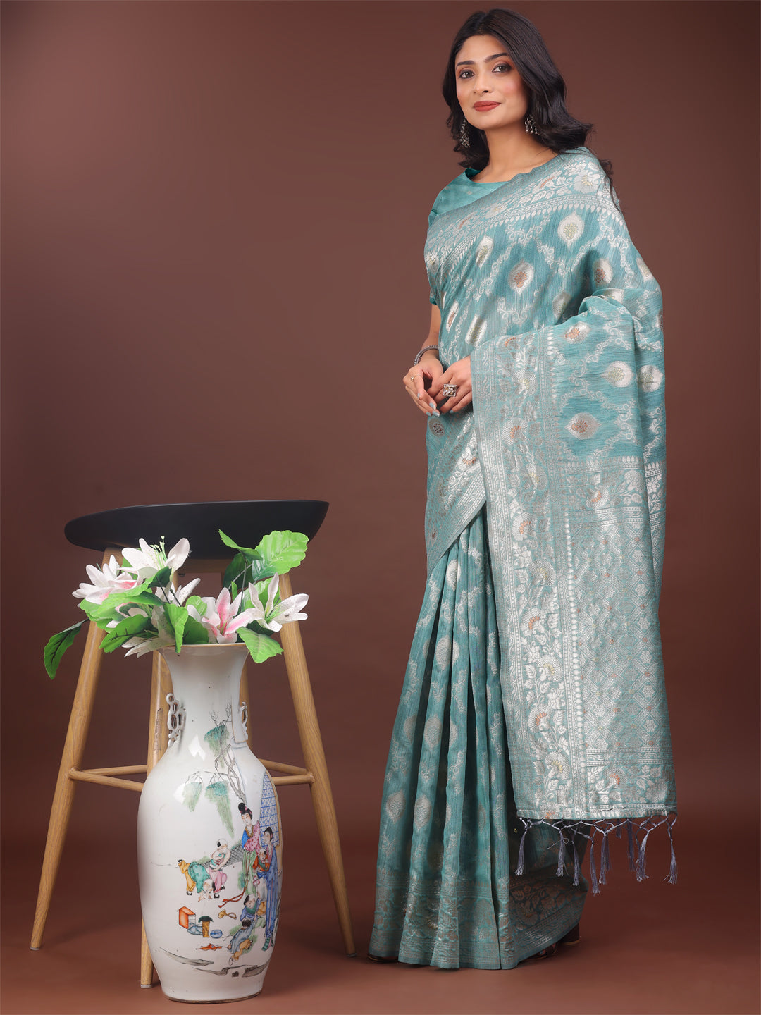 Astita Elegant Sea Green Linen Cotton Saree with Silver Zari โ Perfect Blend of Comfort & Charm