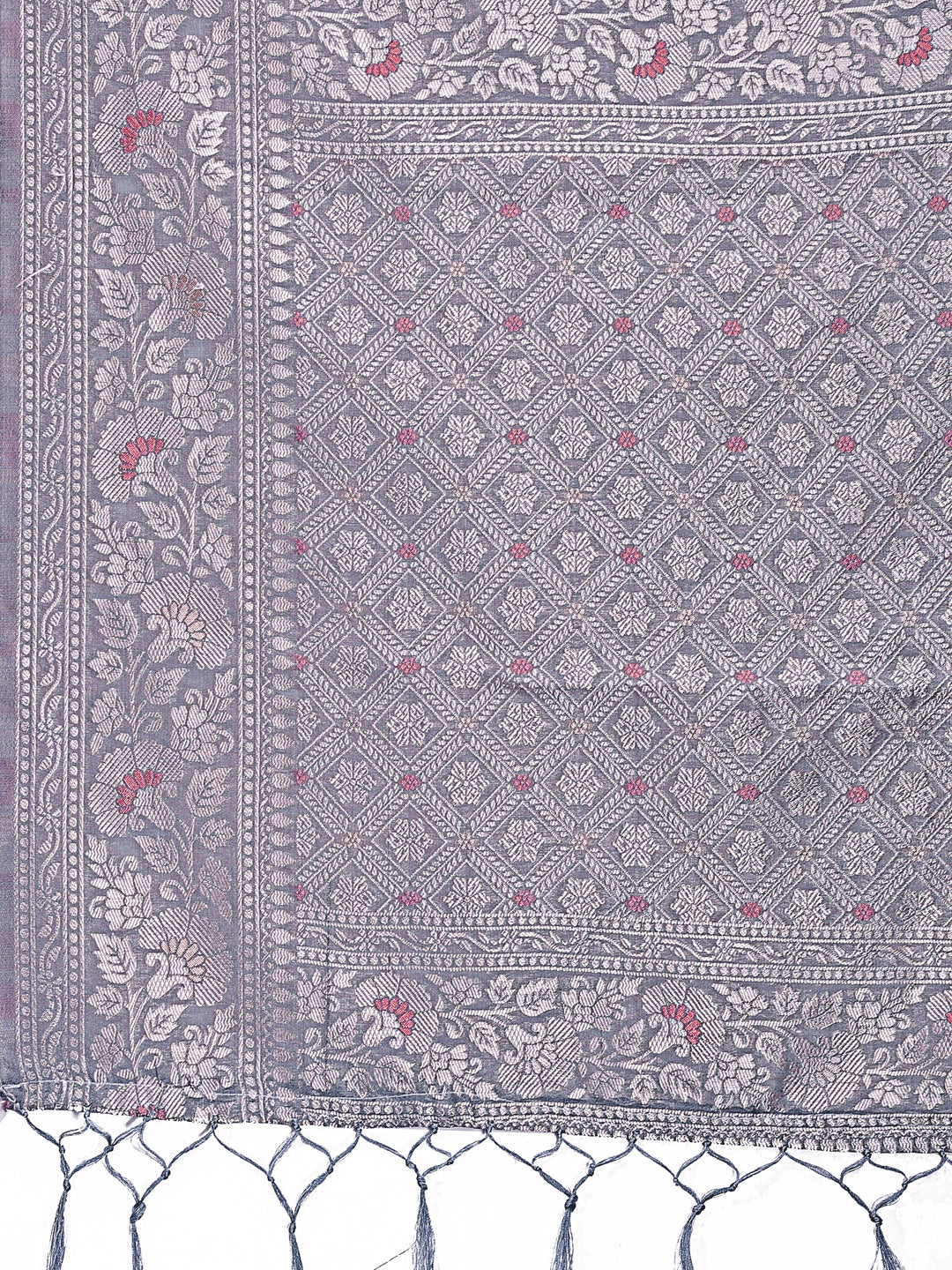 Astita Elegant Grey Linen Cotton Saree with Silver Zari โ Perfect Blend of Comfort & Charm