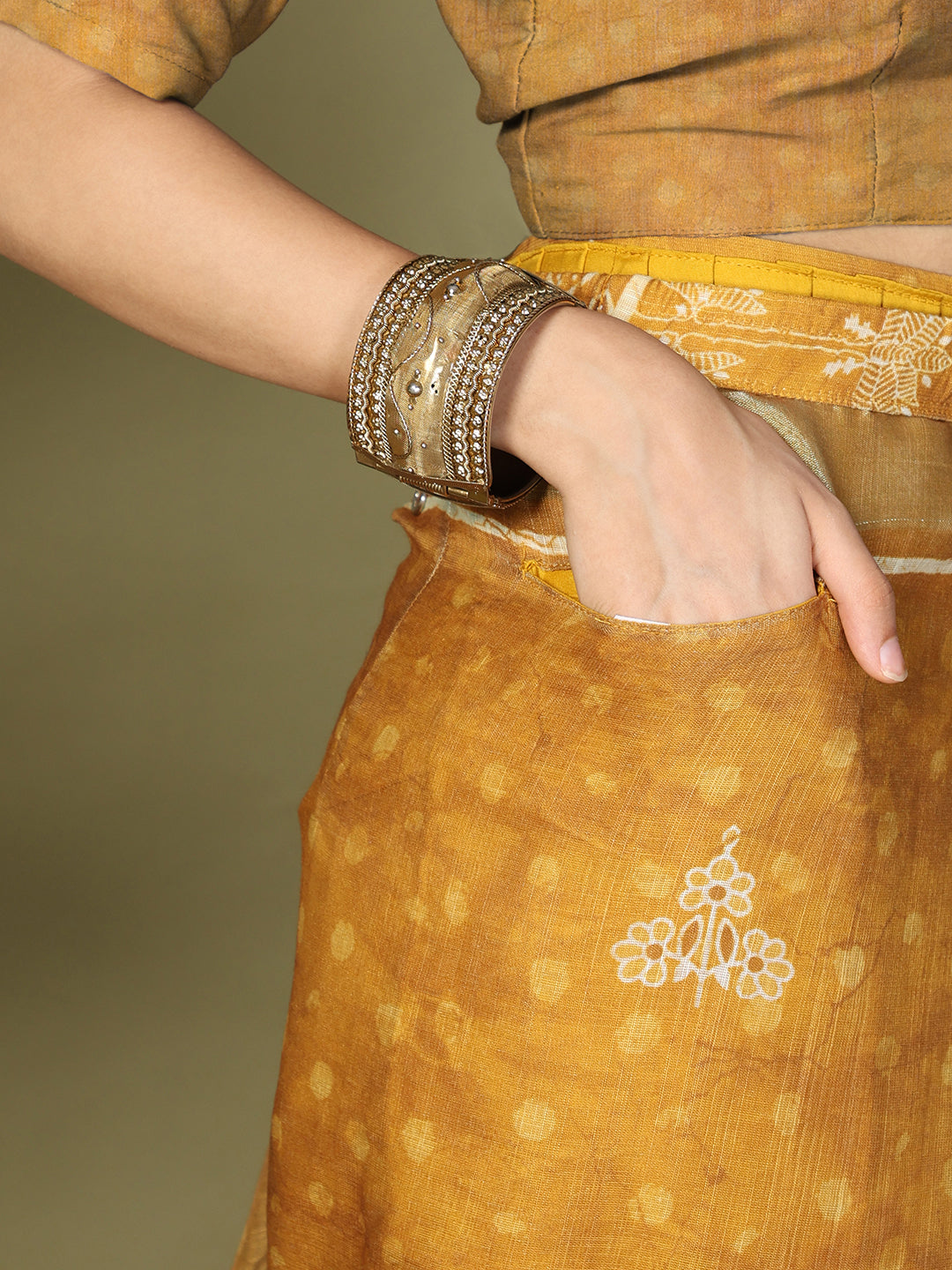 Astita Golden Printed Cotton Ready-to-Wear Saree with Pocket & Inner Lining | Comfortable Daily & Office Wear Saree for Women