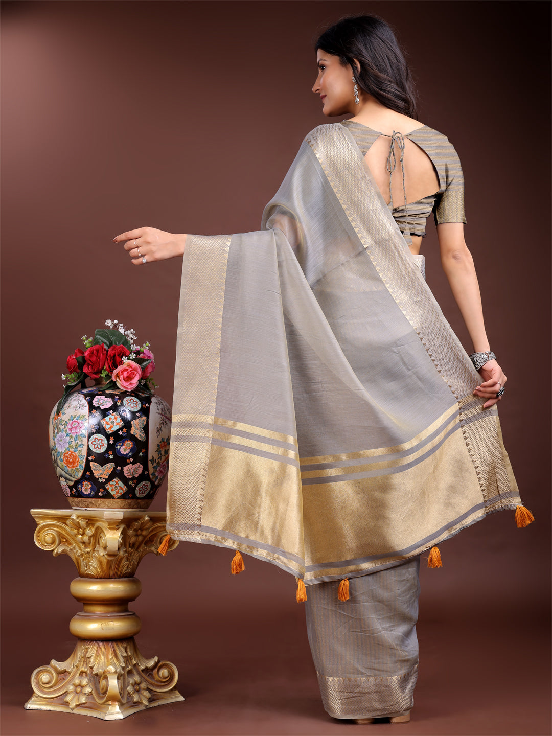Astita Graceful Grey Cotton Saree for Women – Soft Handfeel Saree with Golden Zari Border & Elegant Pallu