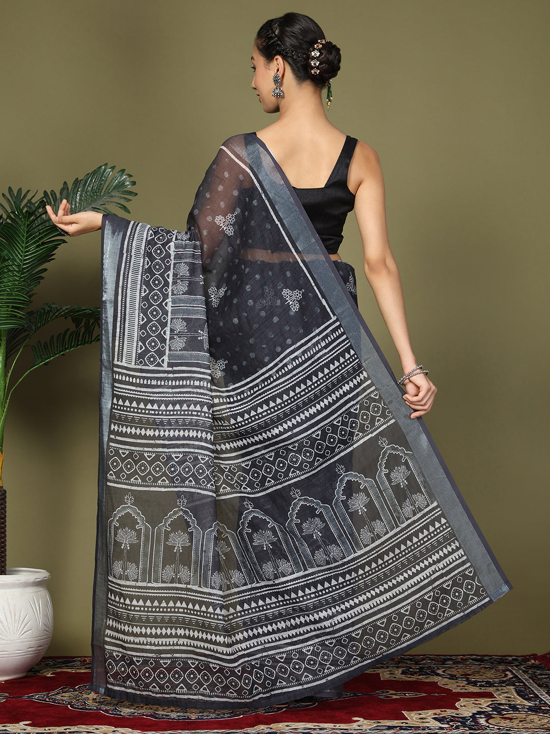 Astita Black Printed Cotton | Comfortable Daily & Office Wear Saree for Women