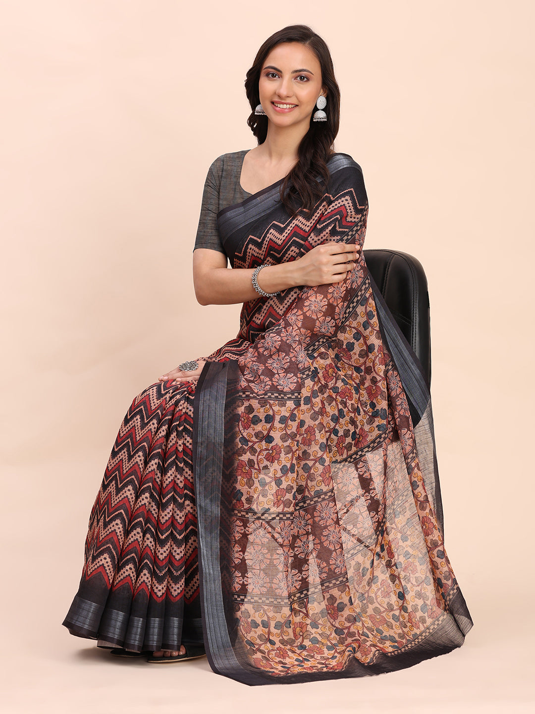 Astita Black Cotton Cotton Saree with Tribal Floral Print | Bold Ethnic Design | Lightweight Casual & Festive Saree for Women